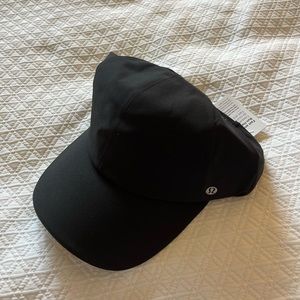 NWT Lululemon Fast and Free Hat